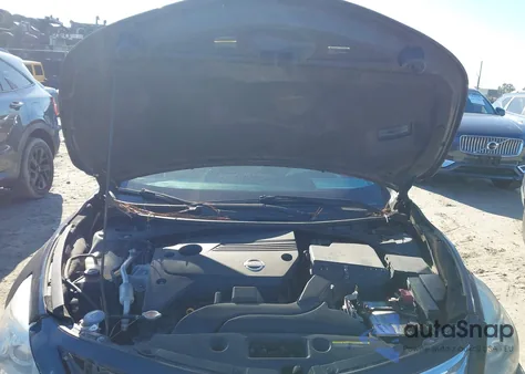 2015 Nissan Altima 2.5 Sv из США, поврежденный, VIN 1N4AL3APXFC481879